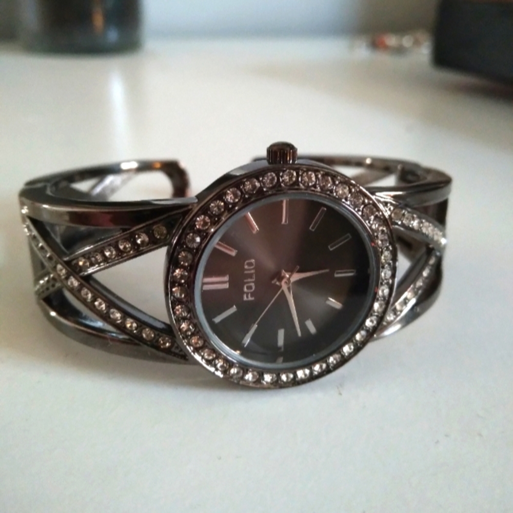 NWT Folio Women's Cuff Watch